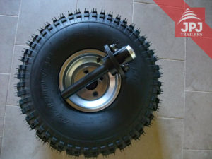 Opony łącznie z tarczą 22x12x8