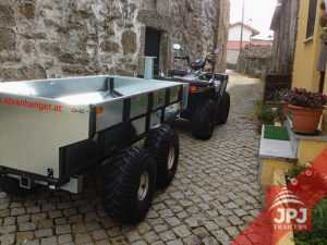Przyczepa Robotnik za roboczym quadem