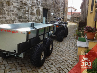 Przyczepa Robotnik za roboczym quadem